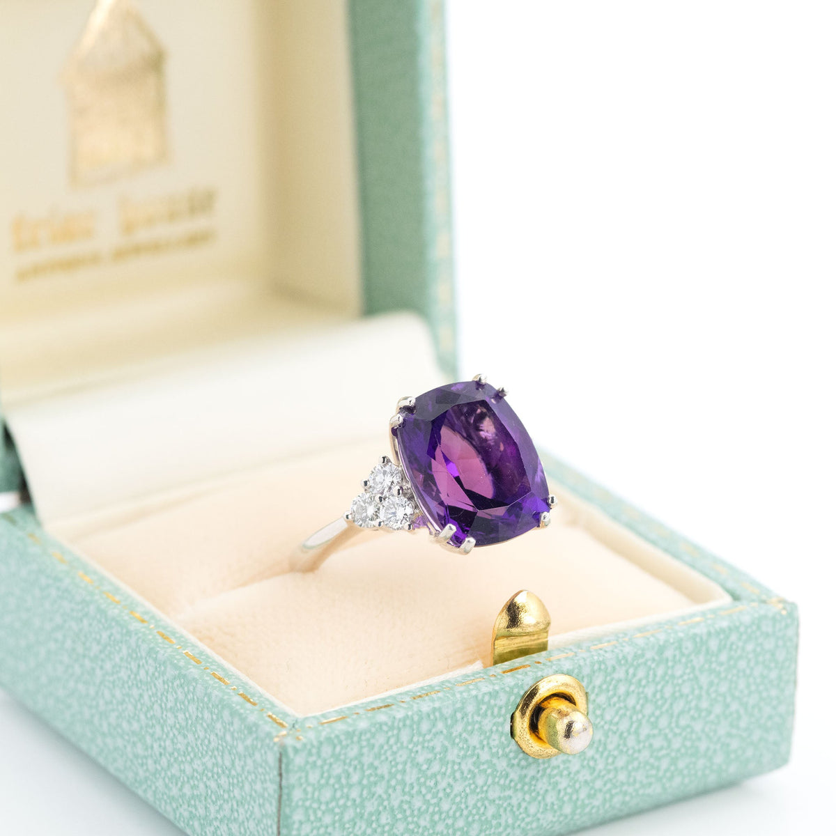 How to Choose an Antique Dress Ring: A Buyer's Guide to Statement Style and Quality