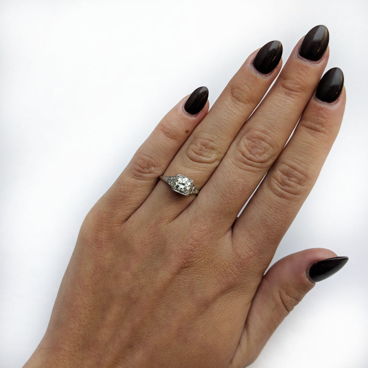 Tips for getting your boyfriend to propose. - Friar House