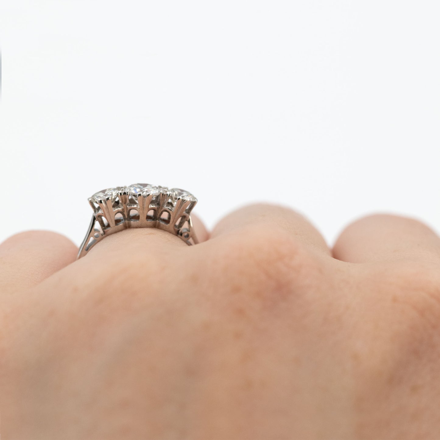 Art Deco Platinum 1 carat Diamond Three Stone Ring