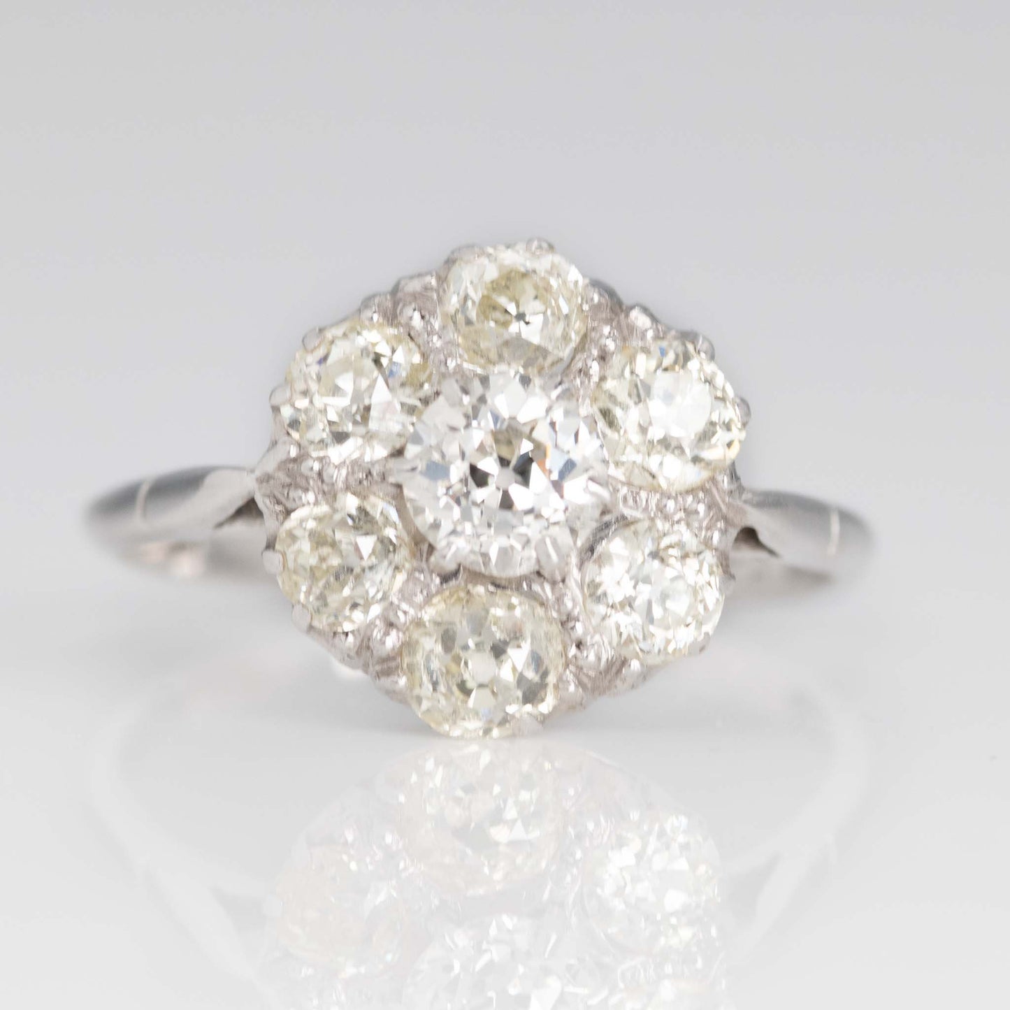 Vintage 18ct White Gold 2 Carat Diamond Cluster Ring - Friar House