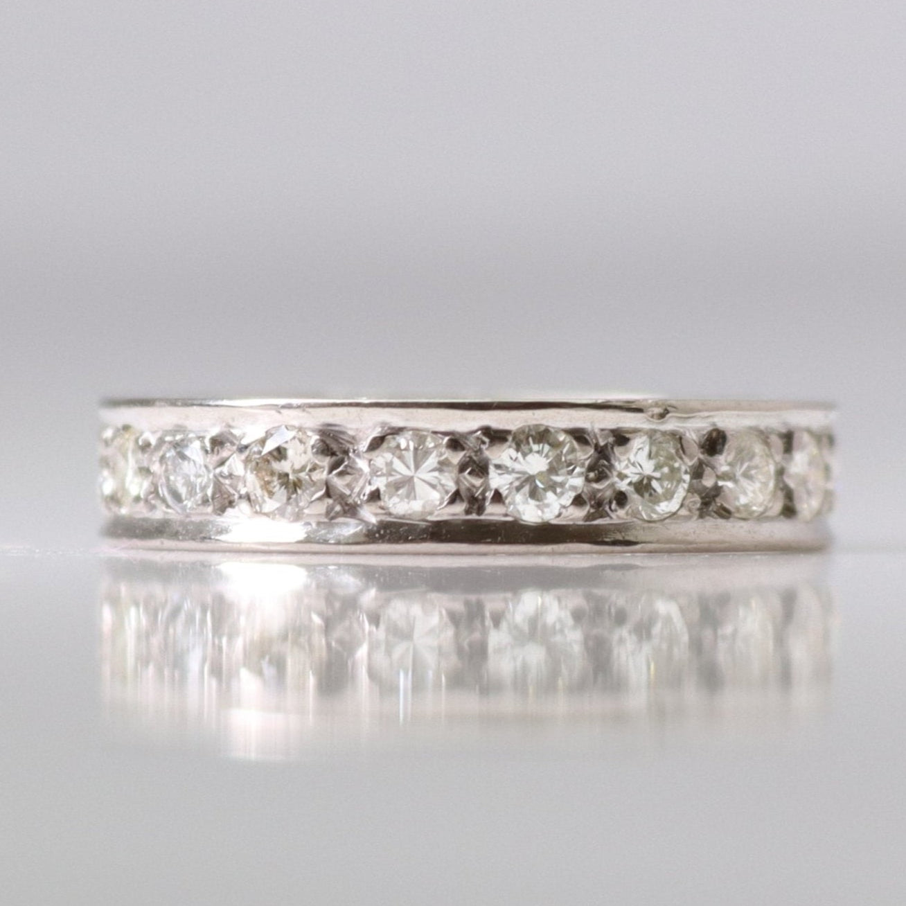 Art Deco 18ct White Gold Diamond Eternity Ring Size M 1/2 - Friar House