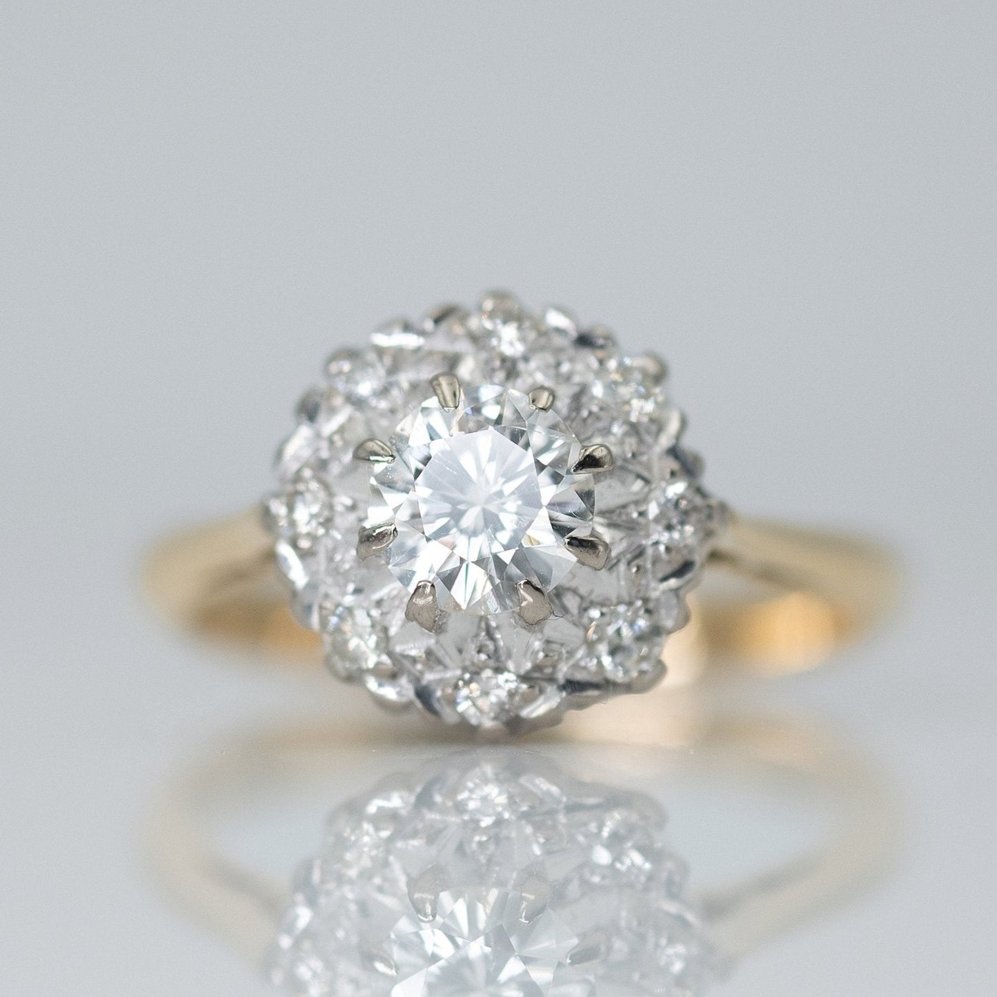 Vintage 18ct Yellow Gold Diamond Cluster Ring - Friar House