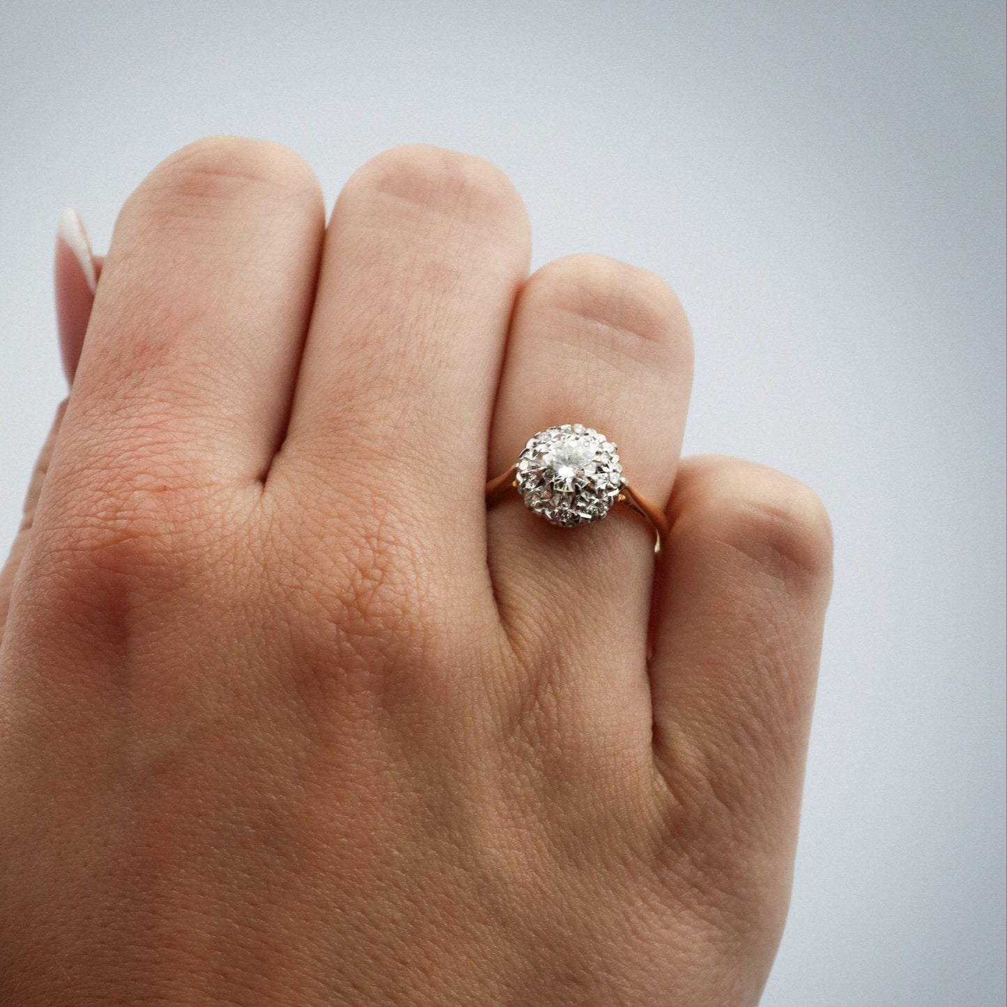 Vintage 18ct Yellow Gold Diamond Cluster Ring - Friar House