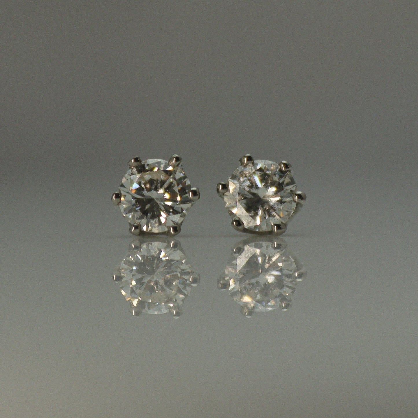 18 Carat White Gold Diamond Stud Earrings - Friar House