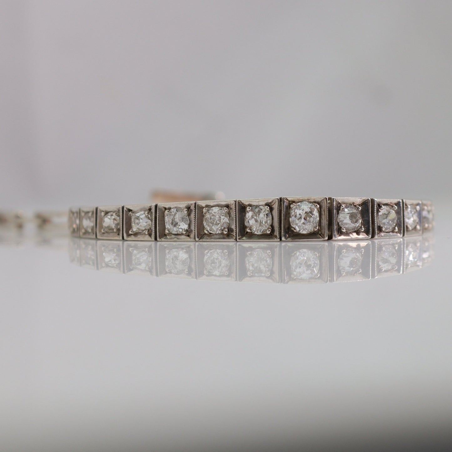 1930’s 18ct white gold Diamond Line bracelet - Friar House