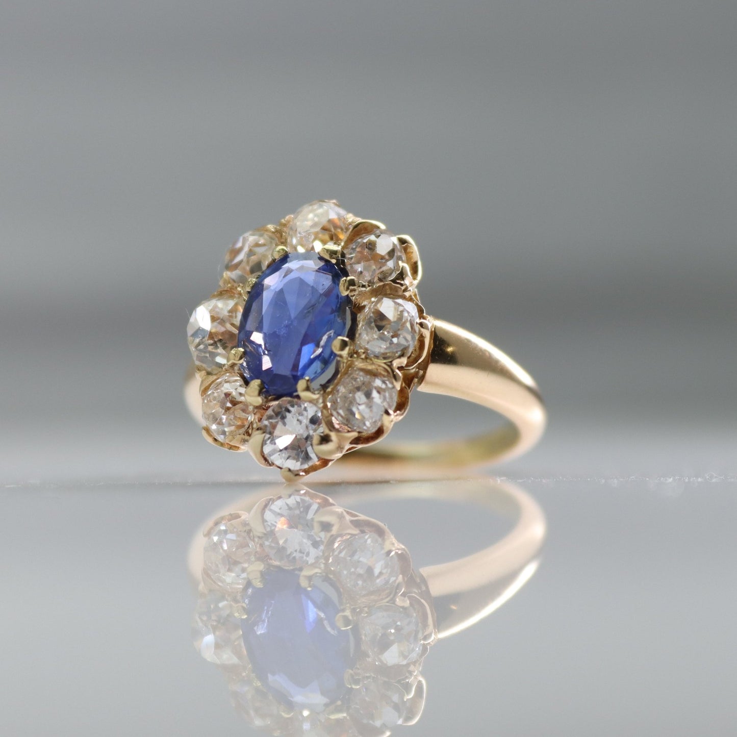 Art Deco 18 carat Gold Sapphire and Diamond Cluster Ring - Friar House