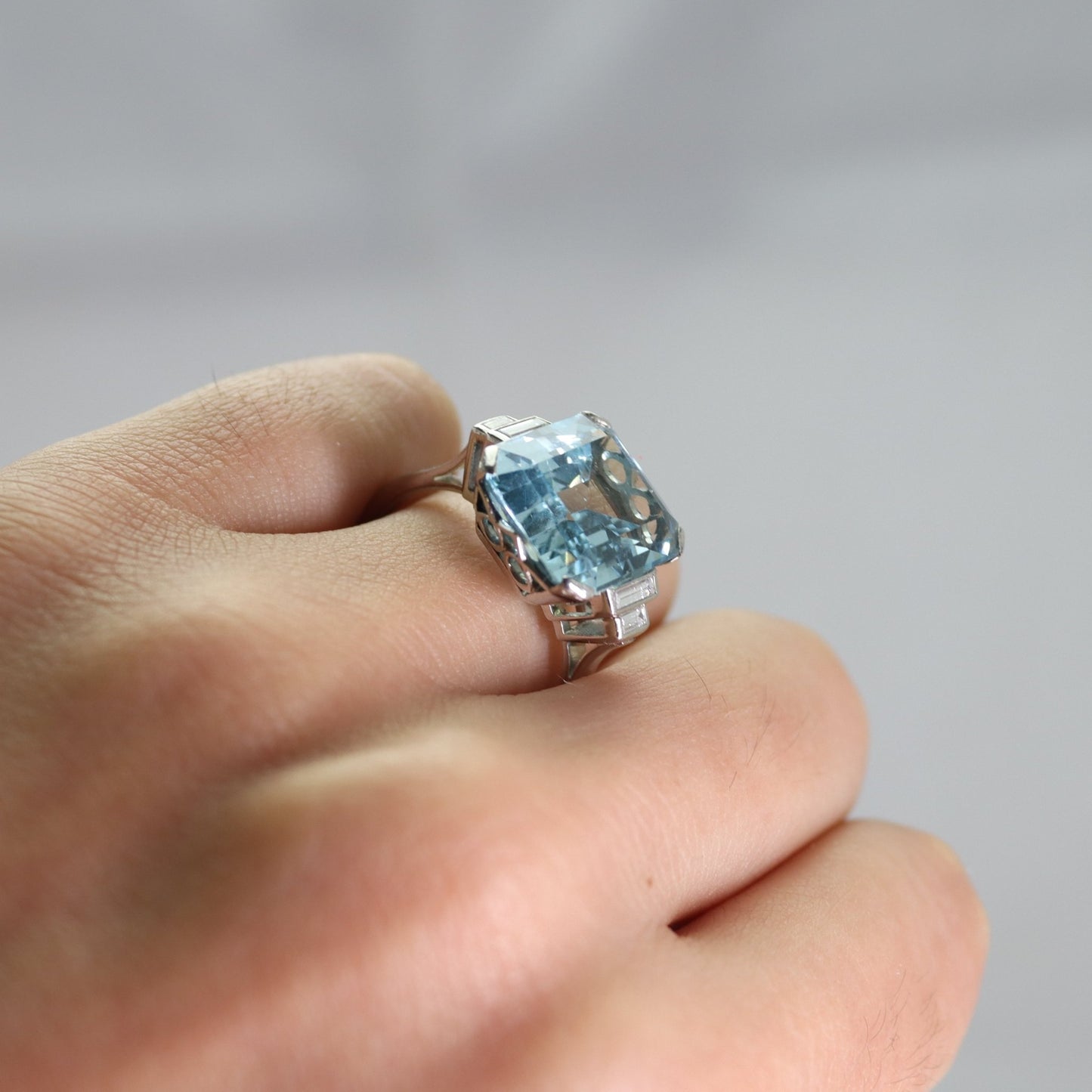 Art Deco Platinium Rectangular Cut Aquamarine Ring - Friar House