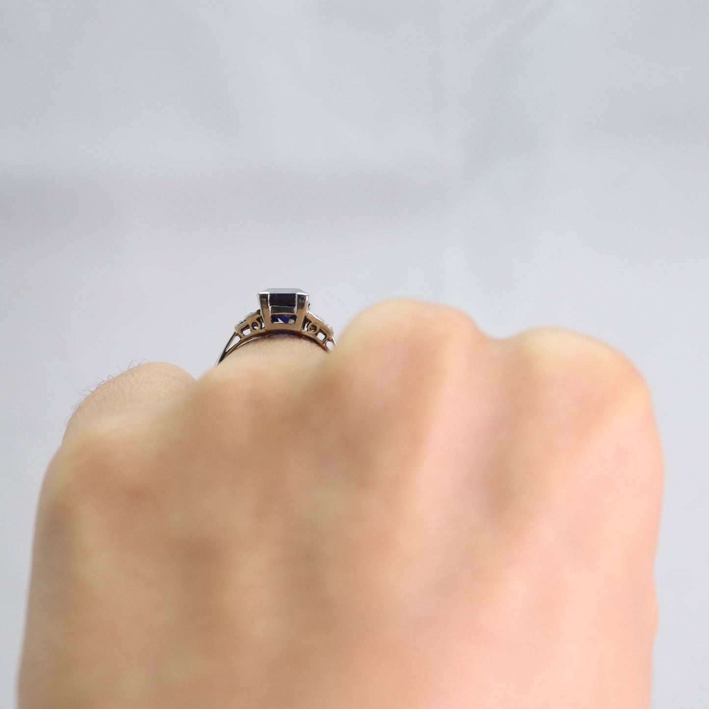 Art Deco Sapphire & Diamond Solitaire Ring - Friar House