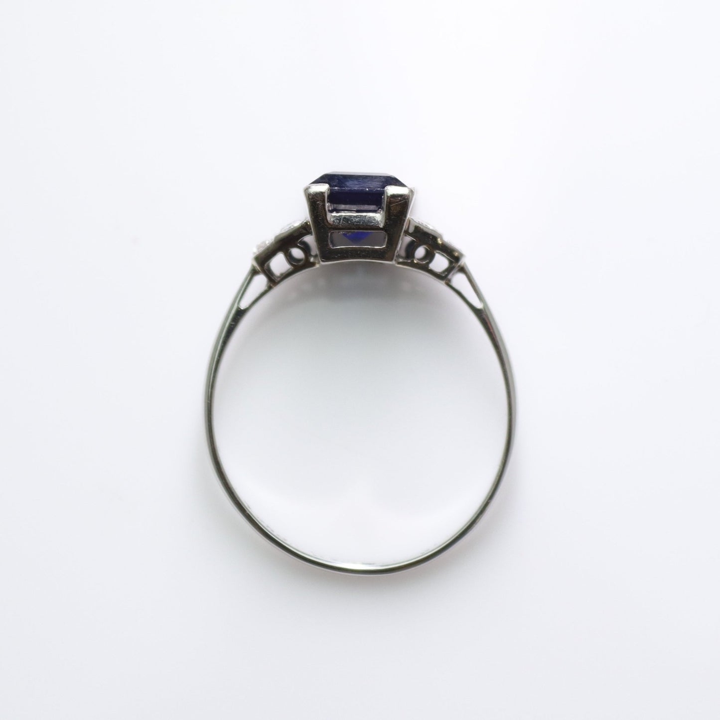 Art Deco Sapphire & Diamond Solitaire Ring - Friar House