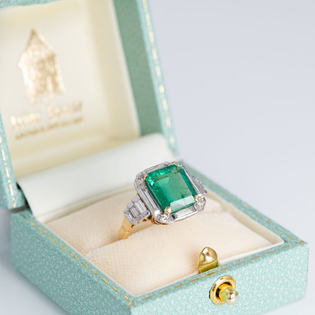 May's Emerald: Regal Elegance and the Historical Significance of Vintage Emeralds