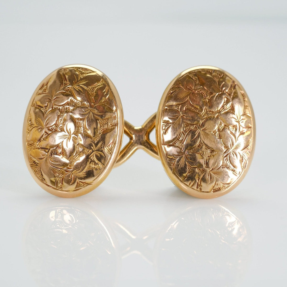 A Buyer's Guide to Antique Cufflinks: What to Look For Before You Buy