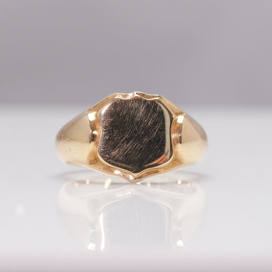 18 Carat Gold Signet Ring - London 1915 - Friar House