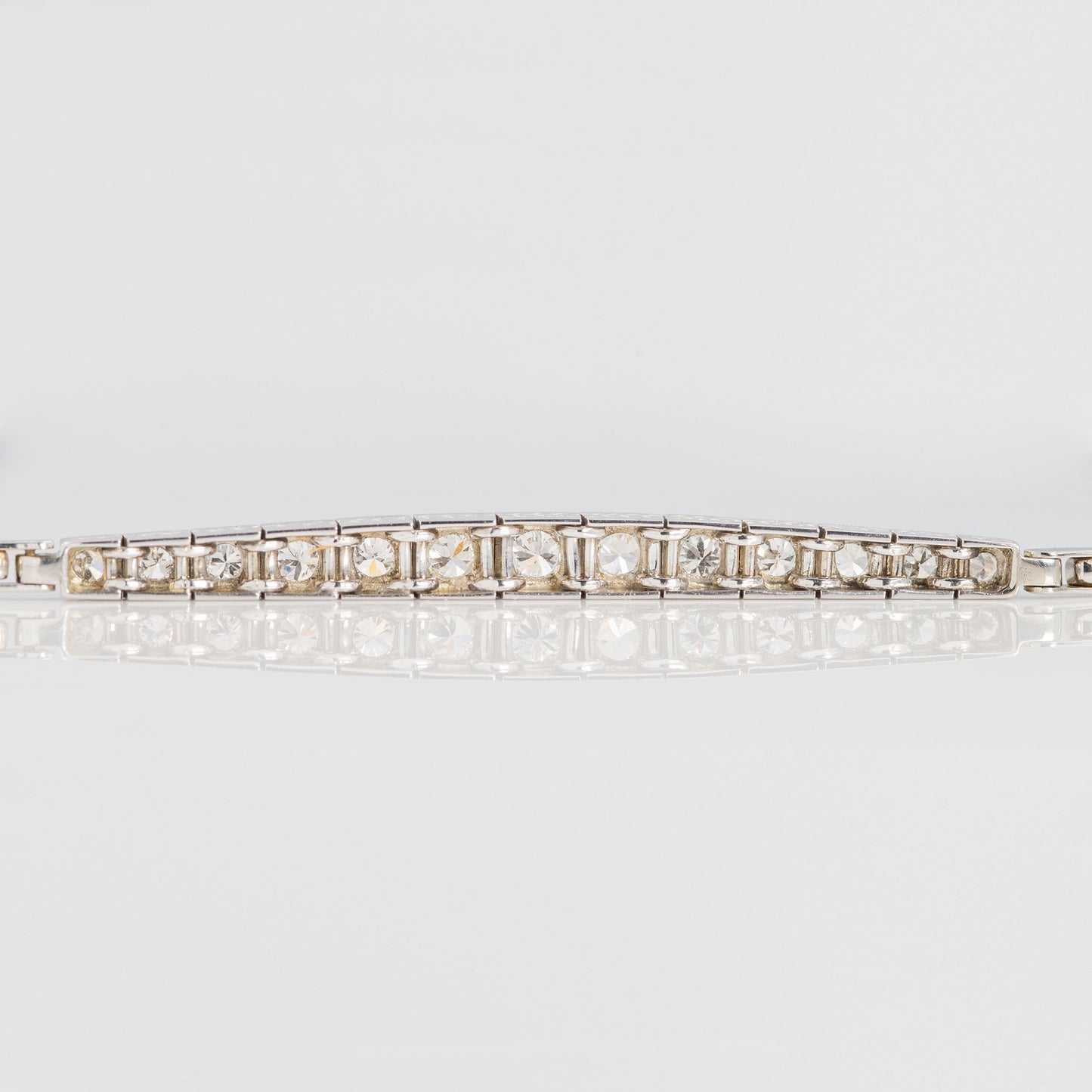 Art Deco 18ct White Gold Diamond Bracelet - Friar House