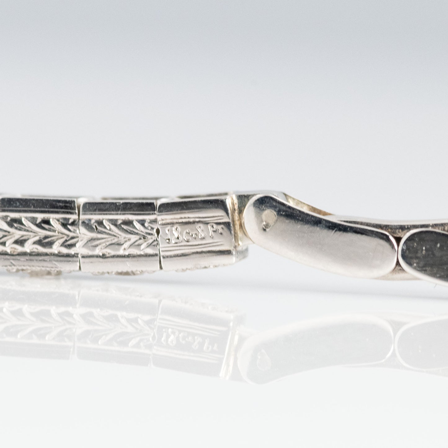 Art Deco 18ct White Gold Diamond Bracelet - Friar House