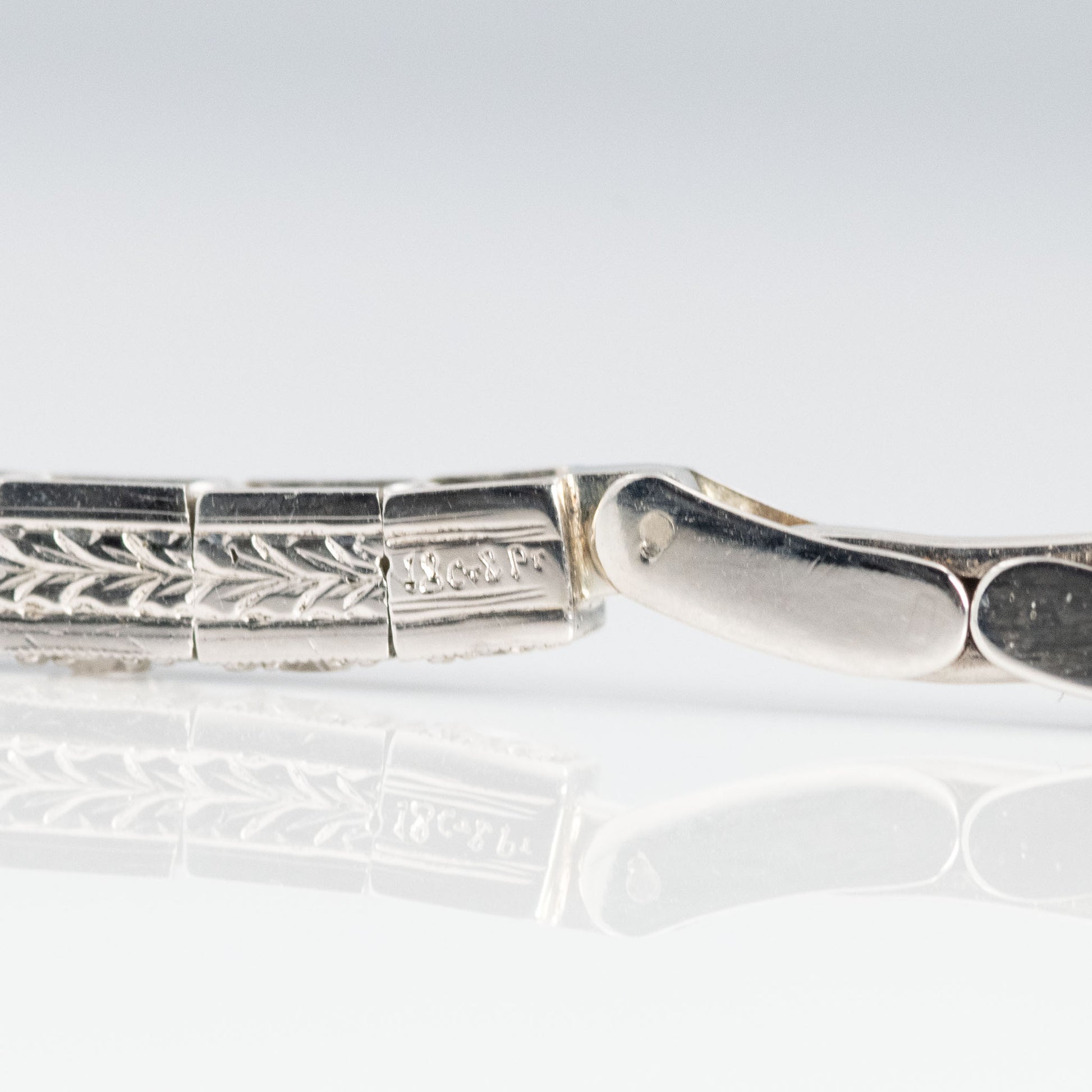 Art Deco 18ct White Gold Diamond Bracelet - Friar House
