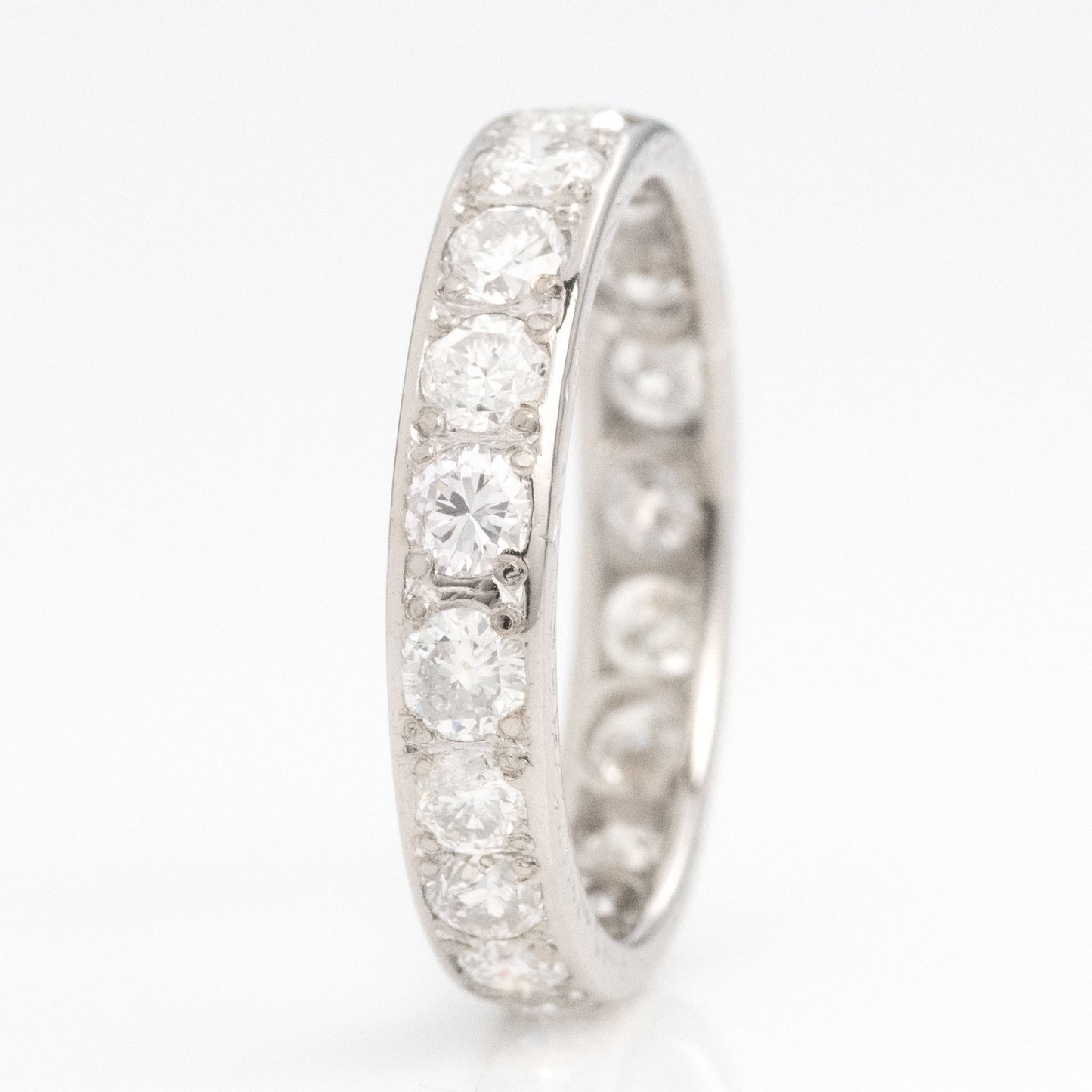 Art Deco 18ct White Gold Diamond Eternity Ring Size O 1/2 - Friar House