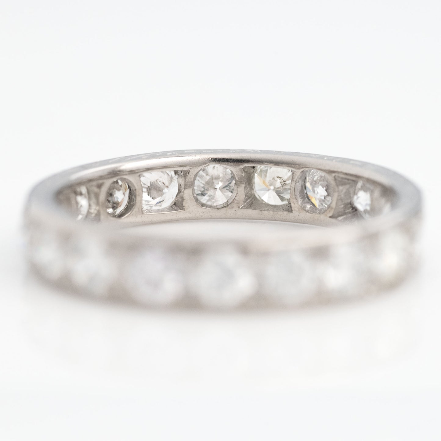 Art Deco 18ct White Gold Diamond Eternity Ring Size O 1/2 - Friar House
