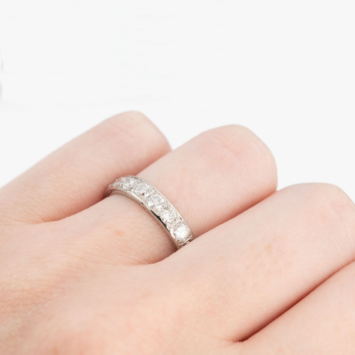 Art Deco 18ct White Gold Diamond Eternity Ring Size O 1/2 - Friar House