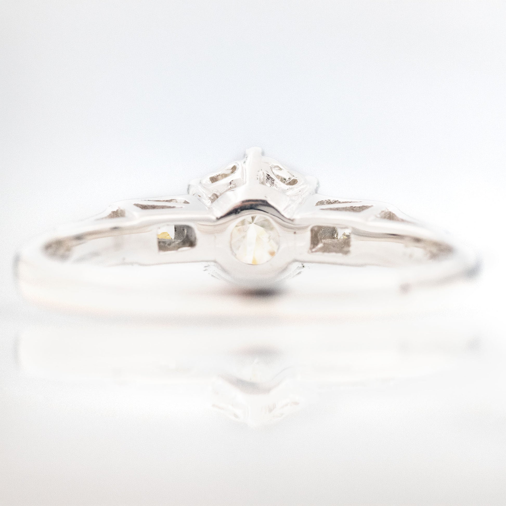 Art Deco 18ct White Gold Diamond Solitaire Ring - Friar House