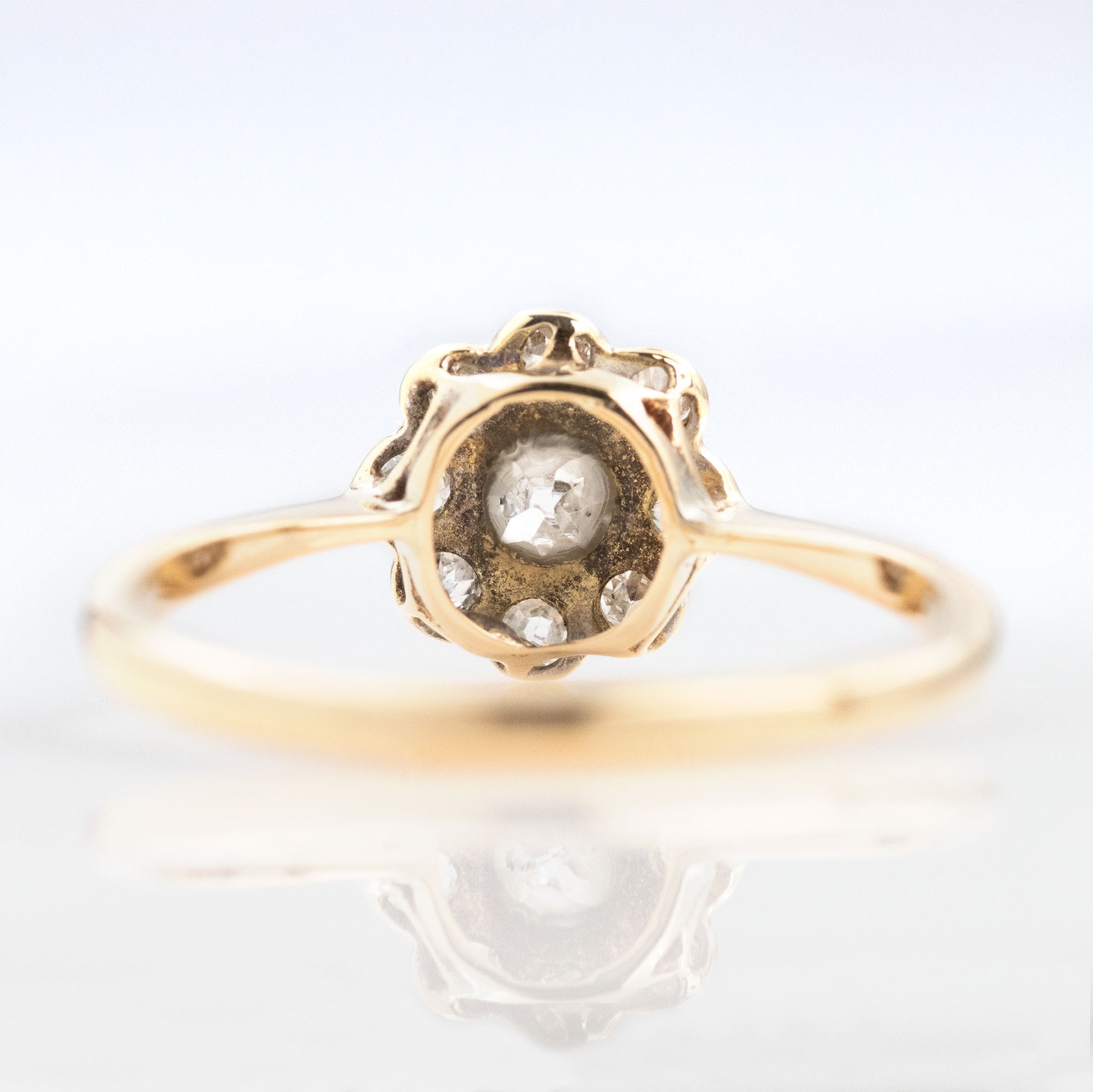 Art Deco 18ct Yellow Gold Diamond Daisy Cluster Ring - Friar House