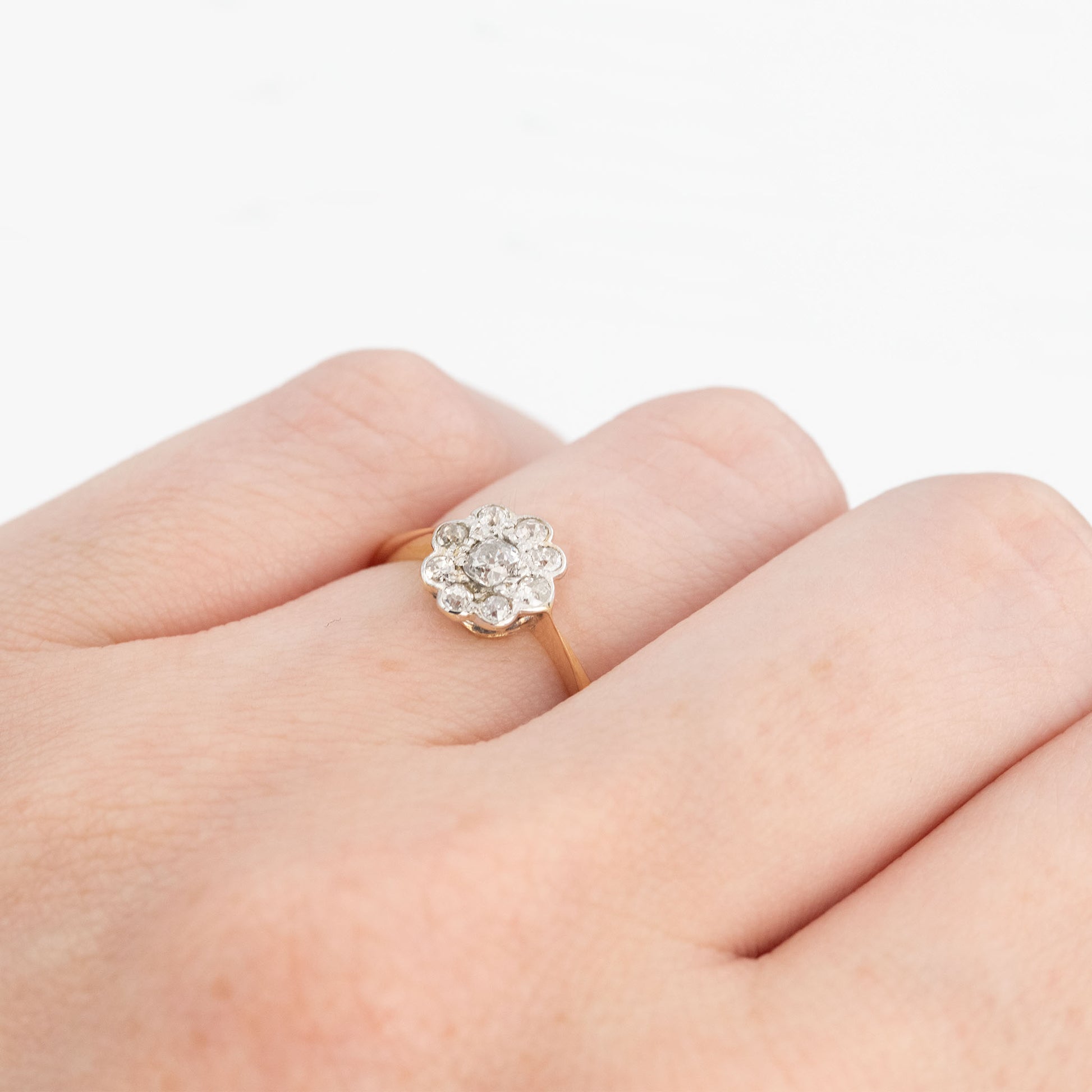 Art Deco 18ct Yellow Gold Diamond Daisy Cluster Ring - Friar House