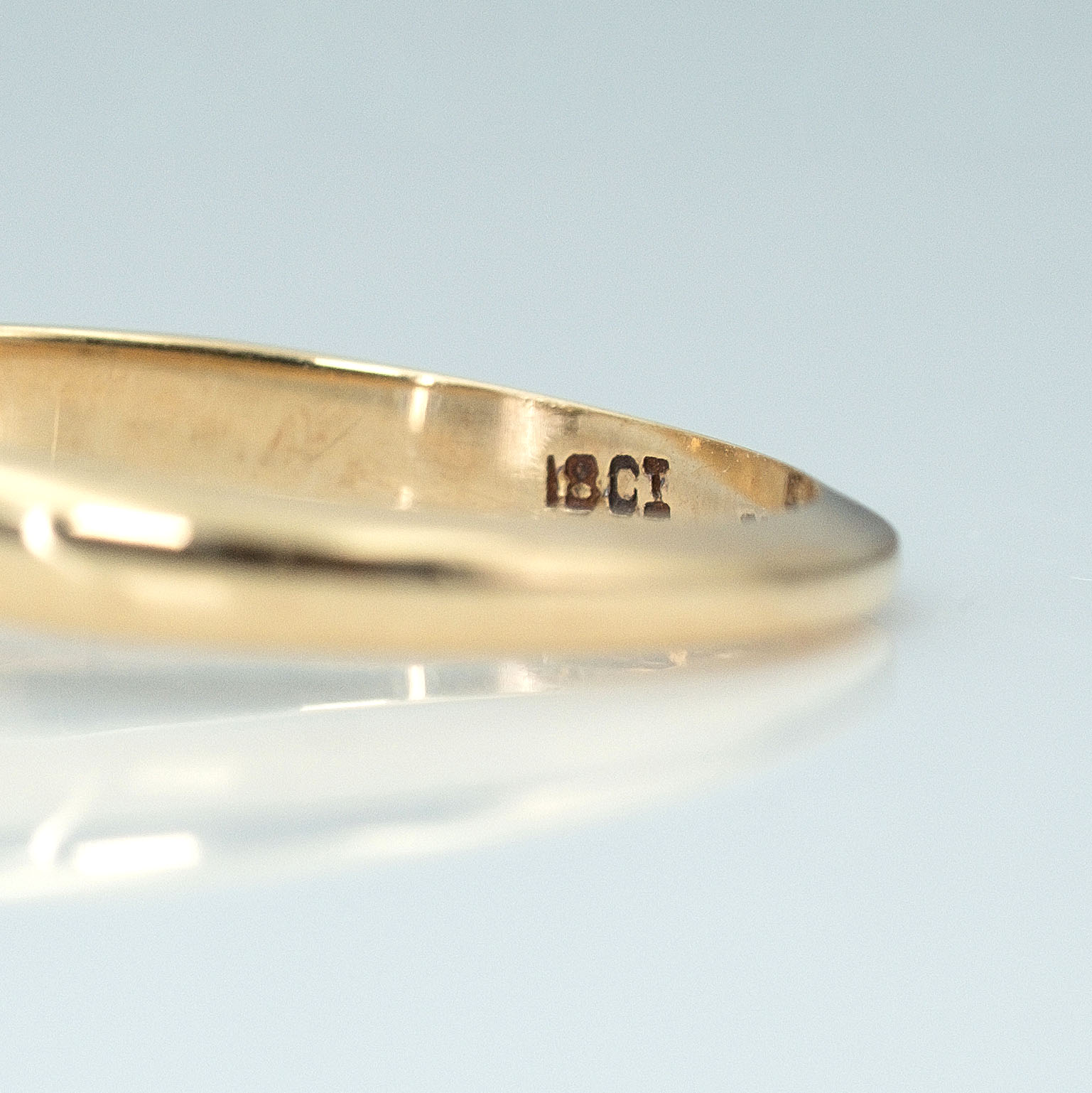 Art Deco 18ct Yellow Gold Diamond Solitaire Ring - Friar House