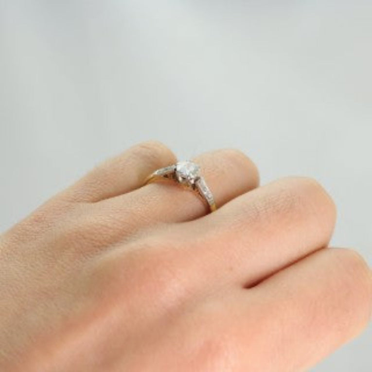 Art Deco 18ct Yellow Gold Diamond Solitaire Ring - Friar House