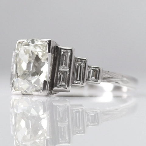 Art Deco Platinum 1.75 Carat Diamond Solitaire Ring
