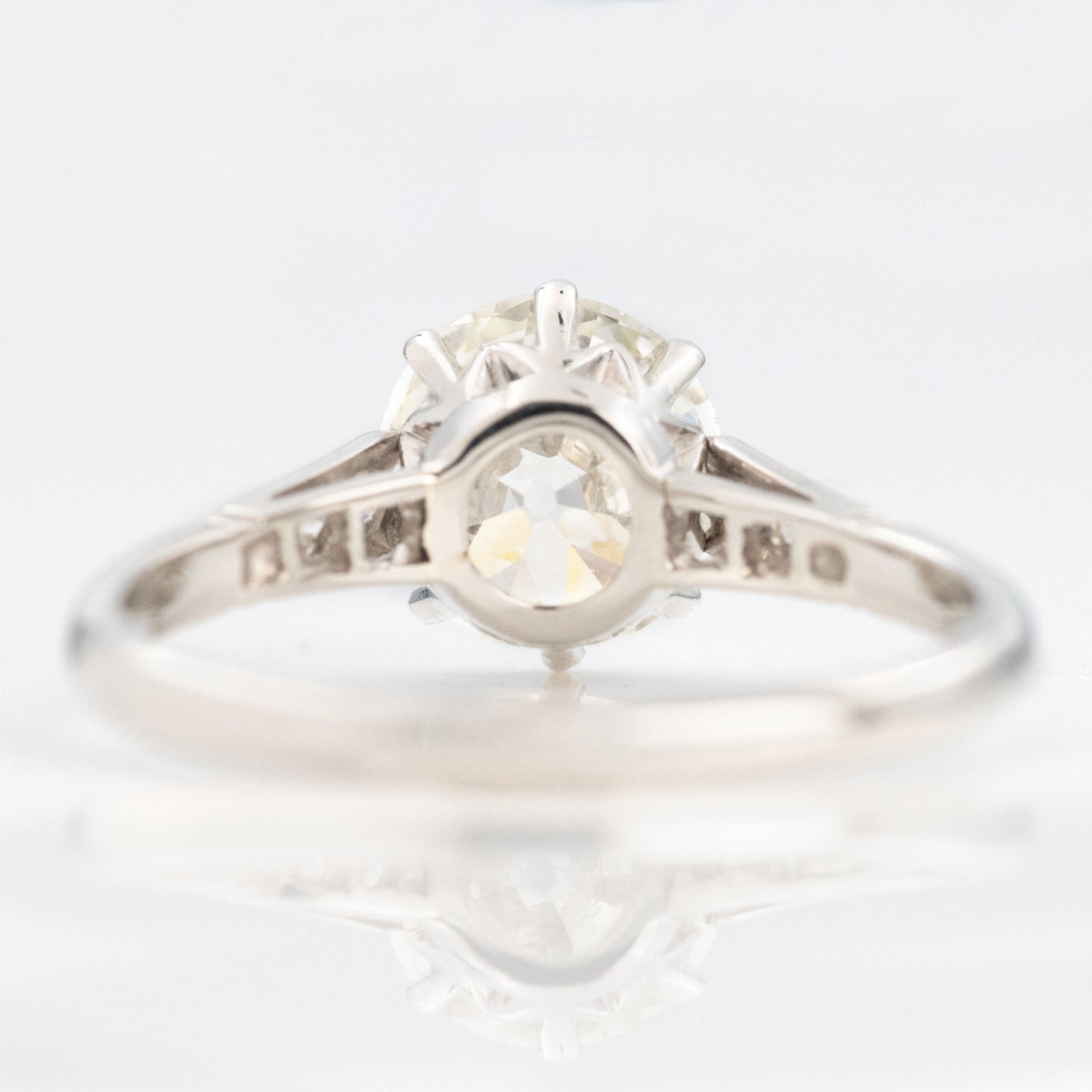Art Deco Platinum 1.9 Carat Diamond Solitaire Ring - Friar House