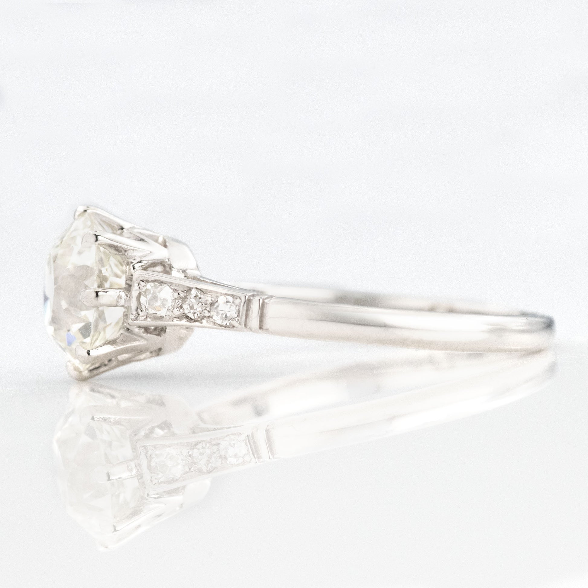 Art Deco Platinum 1.9 Carat Diamond Solitaire Ring - Friar House