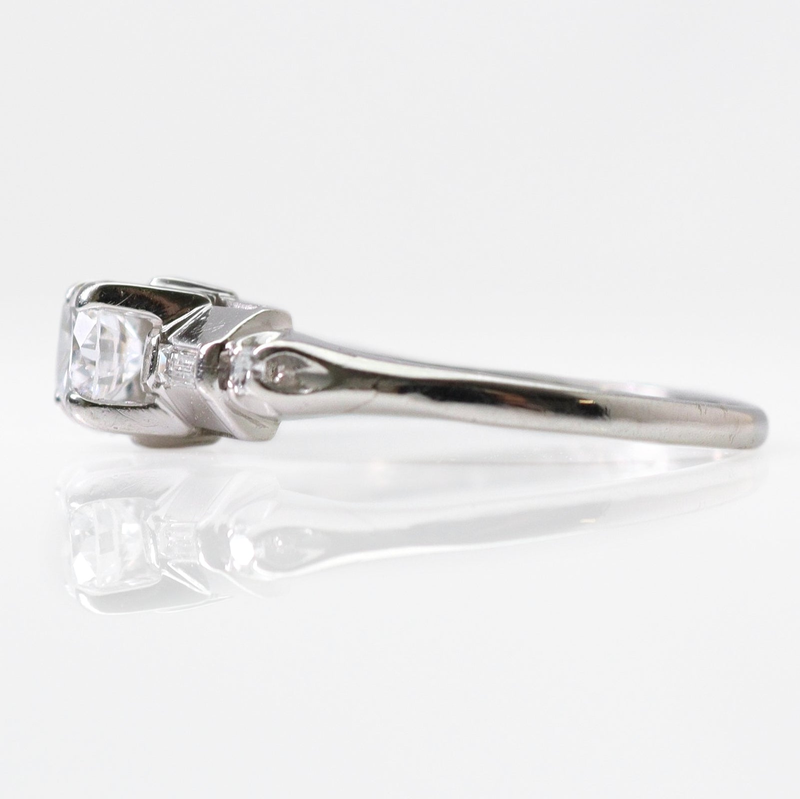 Art Deco Platinum Diamond Solitaire Ring - Friar House