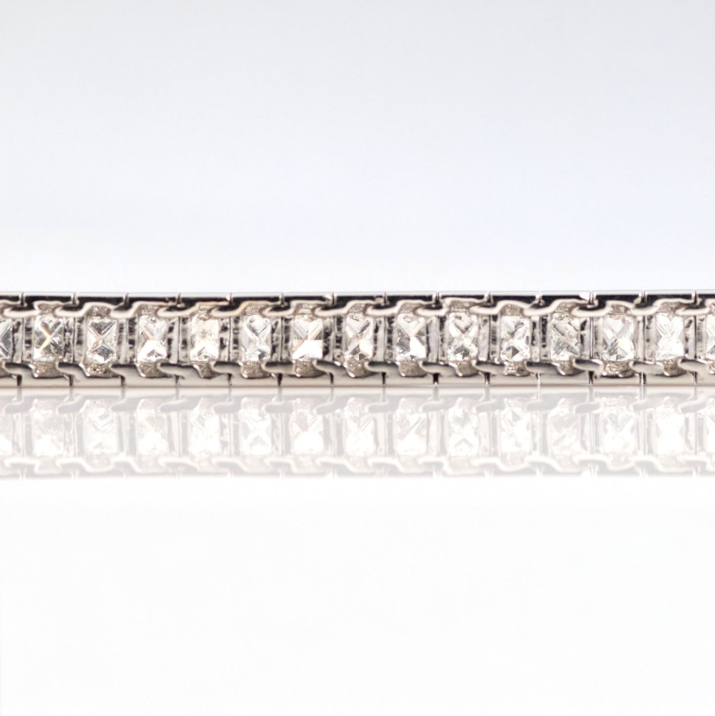 Contemporary 18ct White Gold 4.5 Carat Diamond Line Bracelet - Friar House