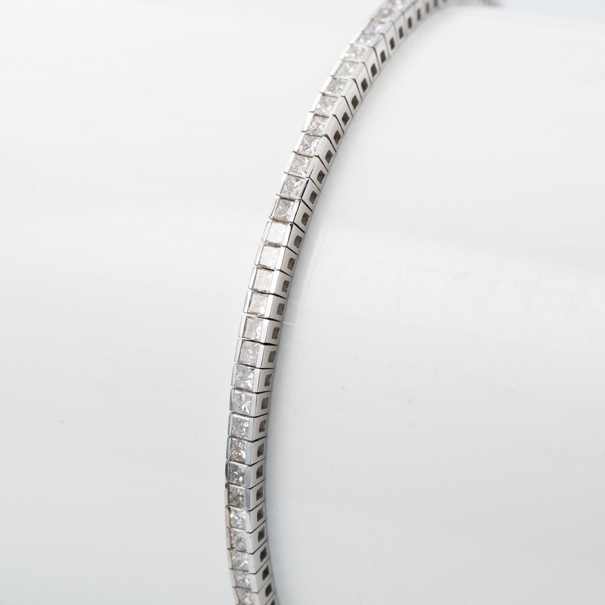 Contemporary 18ct White Gold 5 Carat Diamond Line Bracelet - Friar House