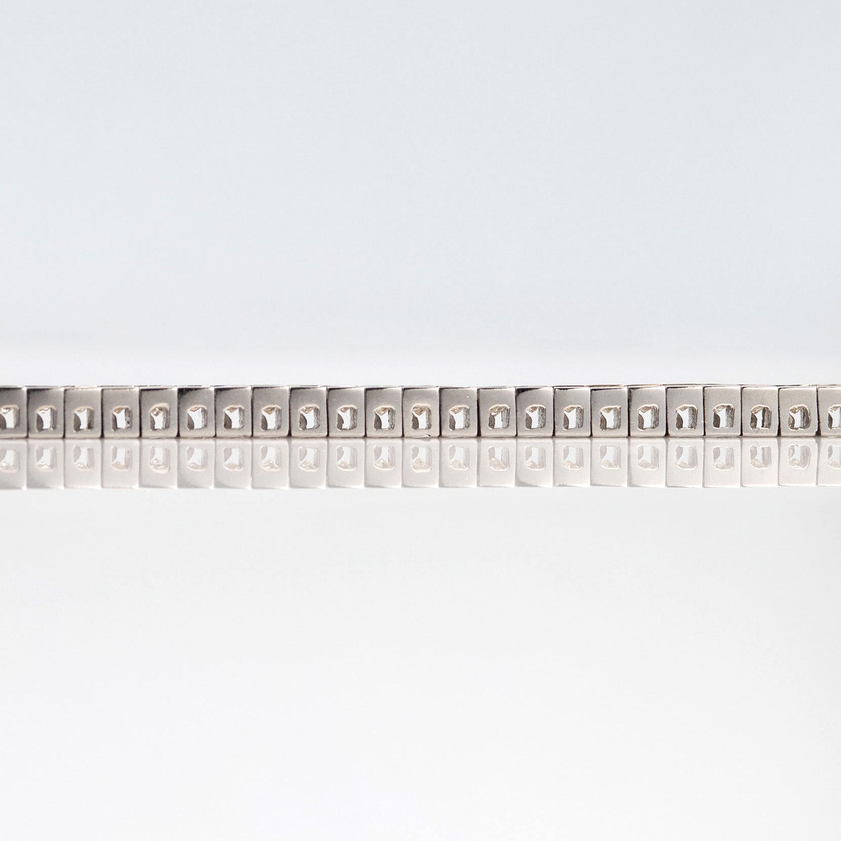 Contemporary 18ct White Gold 5 Carat Diamond Line Bracelet - Friar House