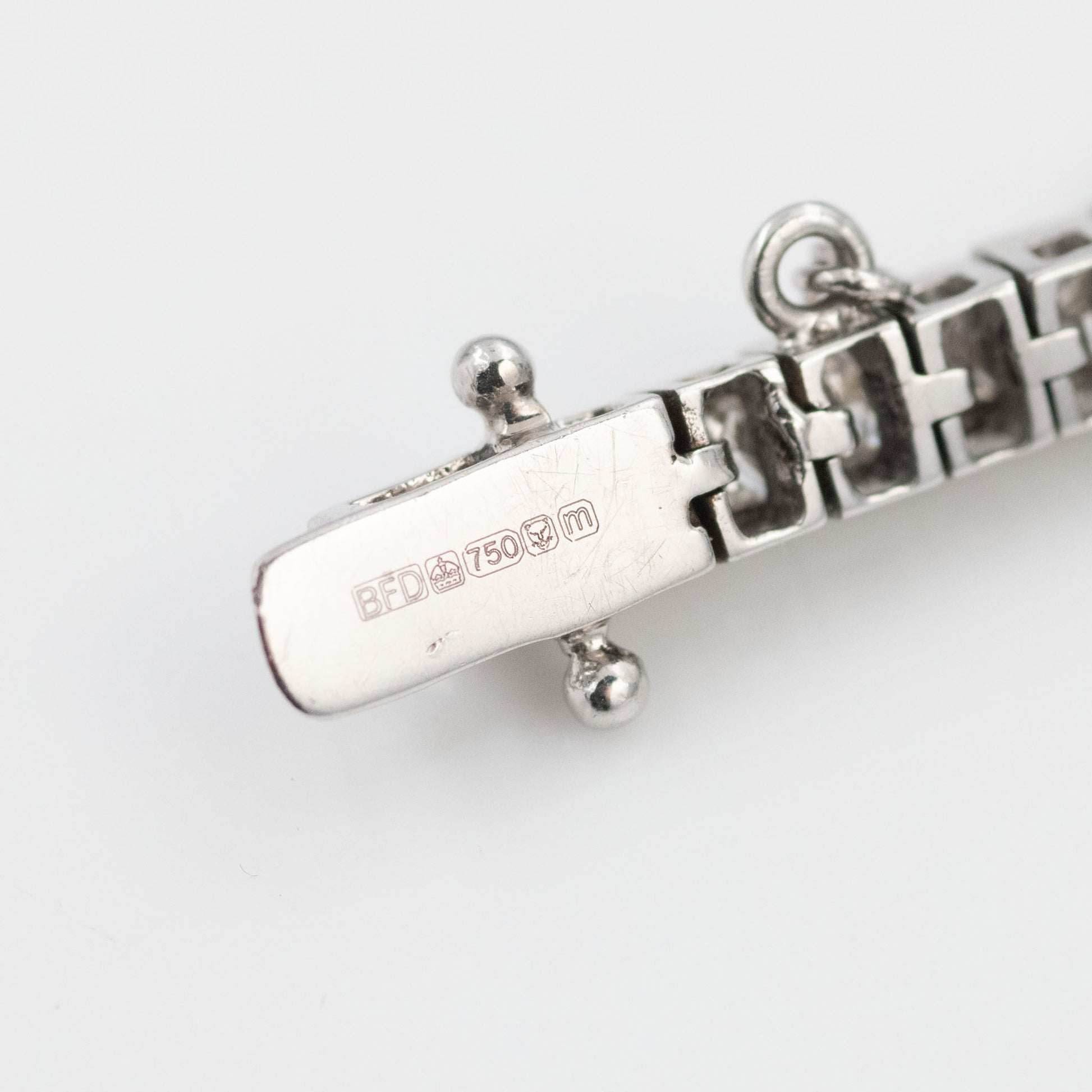 Contemporary 18ct White Gold 5 Carat Diamond Line Bracelet - Friar House