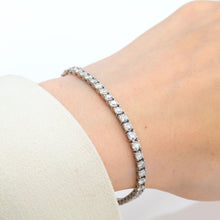 Contemporary 18ct White Gold 7 Carat Diamond Line Bracelet - Friar House