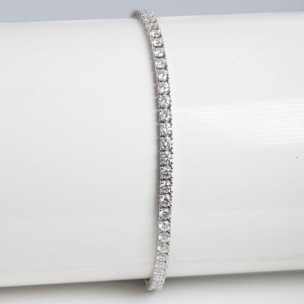 Contemporary 18ct White Gold 7 Carat Diamond Line Bracelet - Friar House