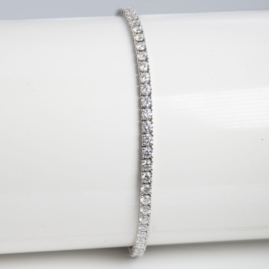 Contemporary 18ct White Gold 7 Carat Diamond Line Bracelet - Friar House