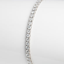 Contemporary 18ct White Gold 7 Carat Diamond Line Bracelet - Friar House