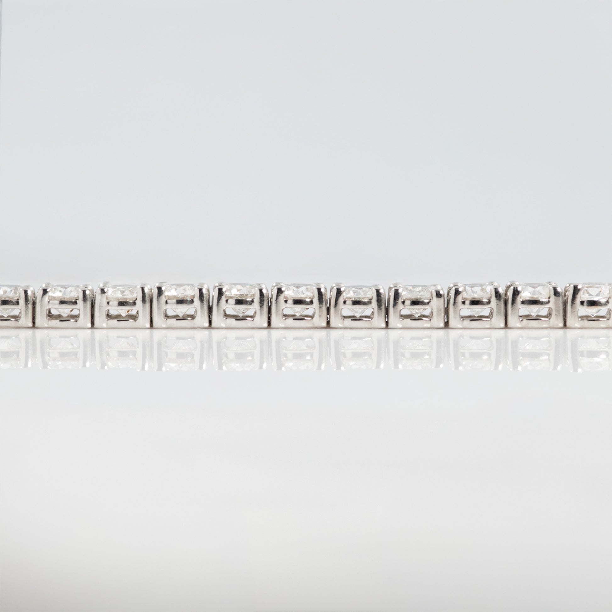 Contemporary 18ct White Gold 7 Carat Diamond Line Bracelet - Friar House