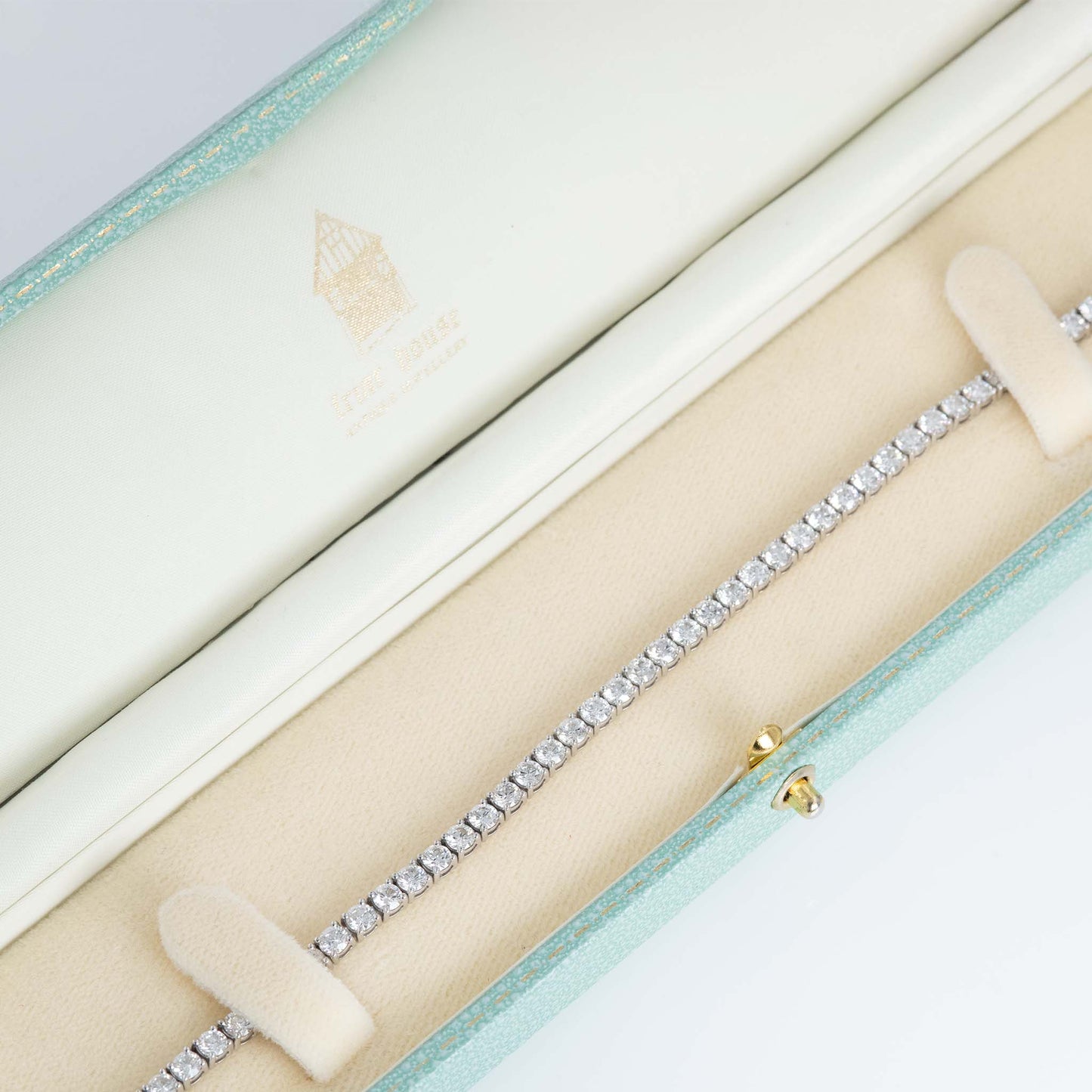 Contemporary 18ct White Gold 7 Carat Diamond Line Bracelet - Friar House