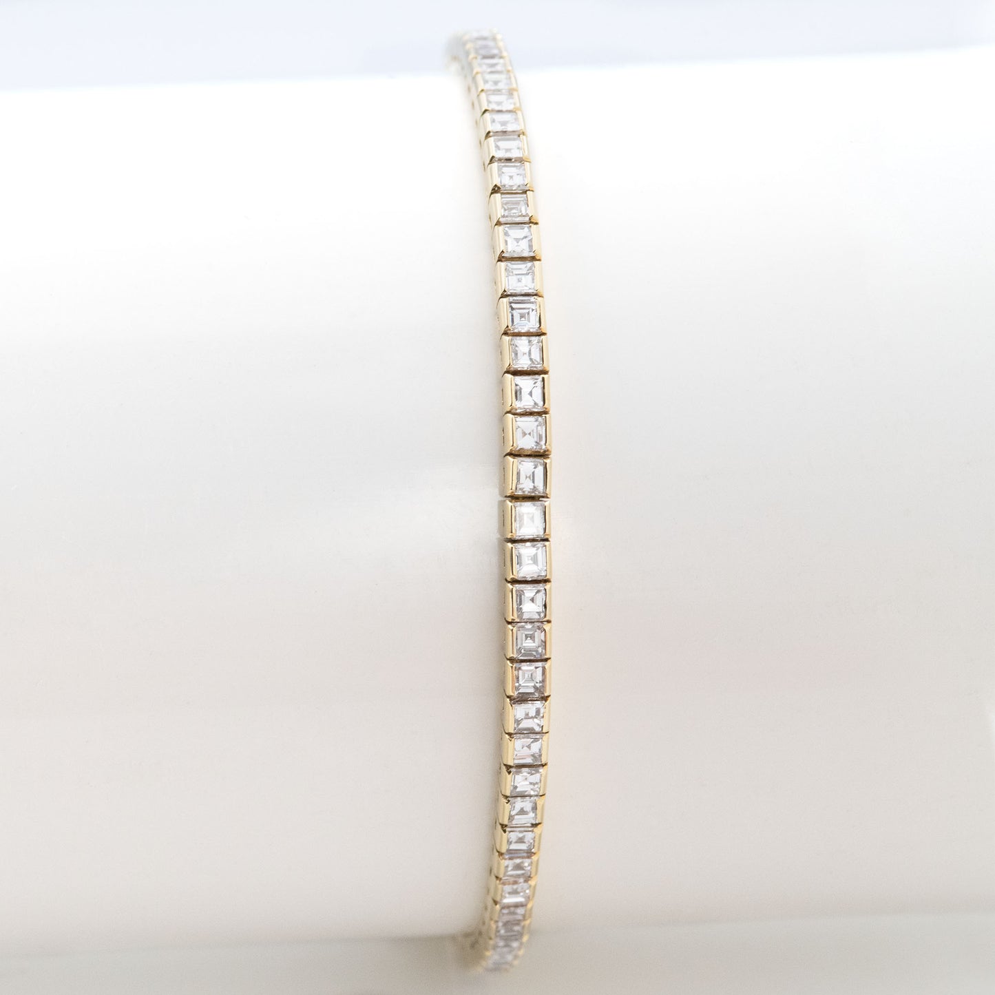 Contemporary 18ct Yellow Gold 8 Carat Diamond Line Bracelet - Friar House