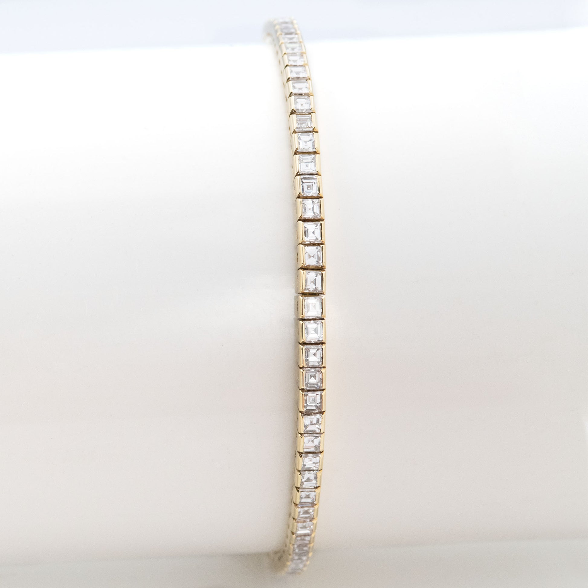 Contemporary 18ct Yellow Gold 8 Carat Diamond Line Bracelet - Friar House