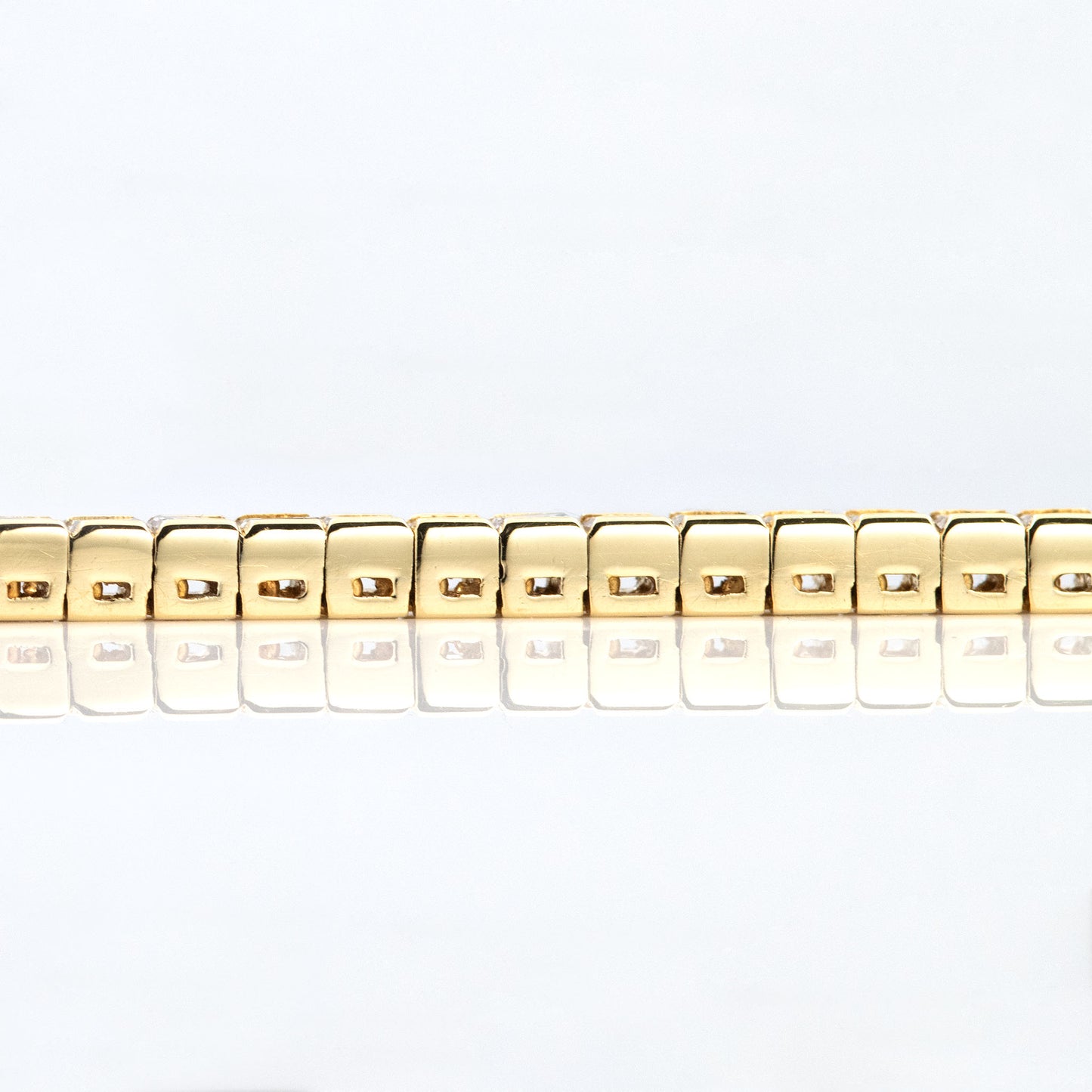 Contemporary 18ct Yellow Gold 8 Carat Diamond Line Bracelet - Friar House
