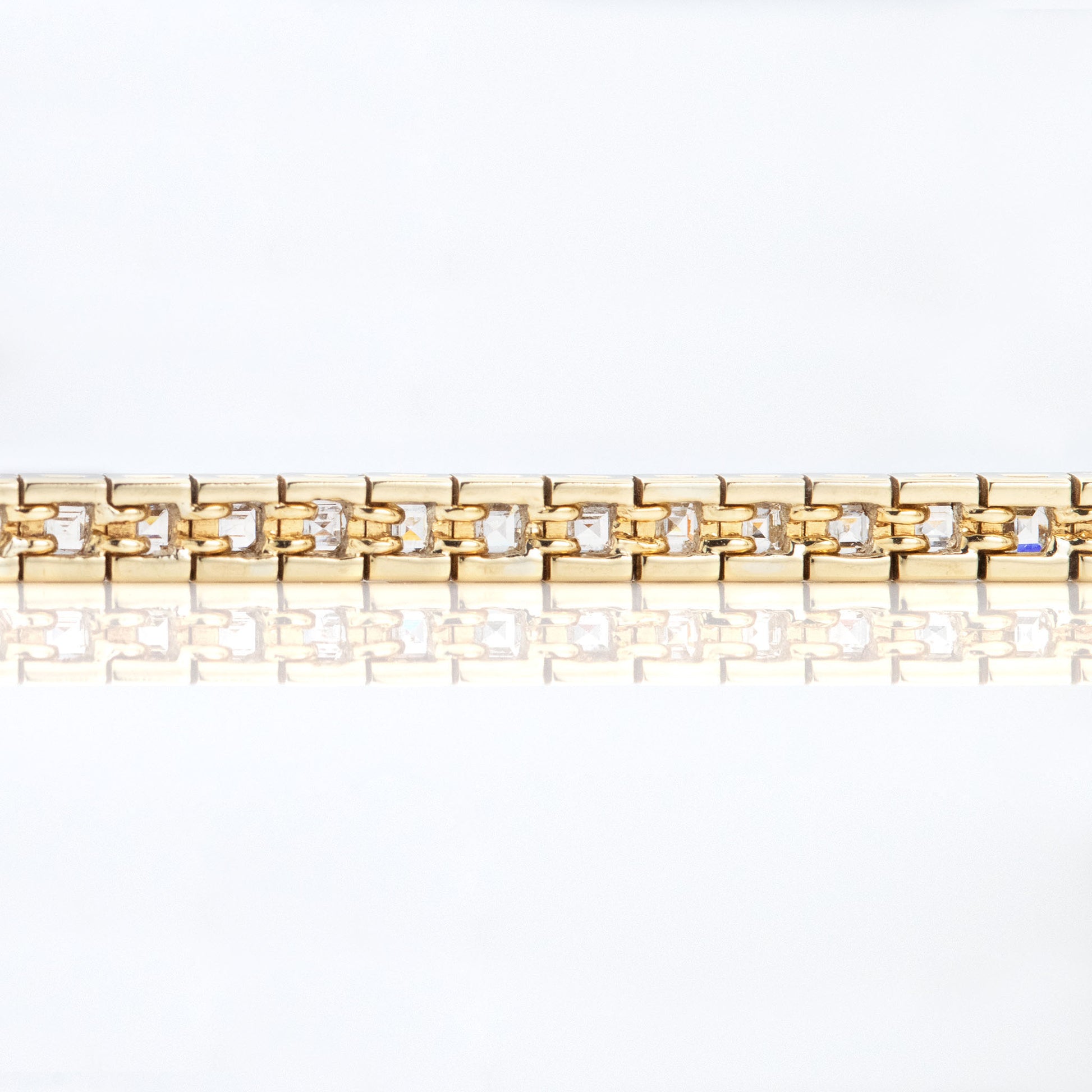 Contemporary 18ct Yellow Gold 8 Carat Diamond Line Bracelet - Friar House