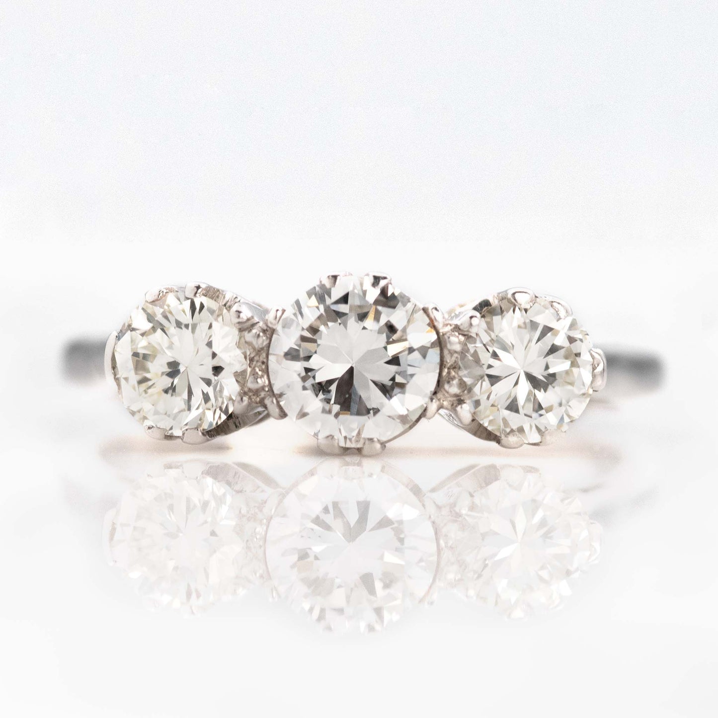 Art Deco Platinum 1 carat Diamond Three Stone Ring