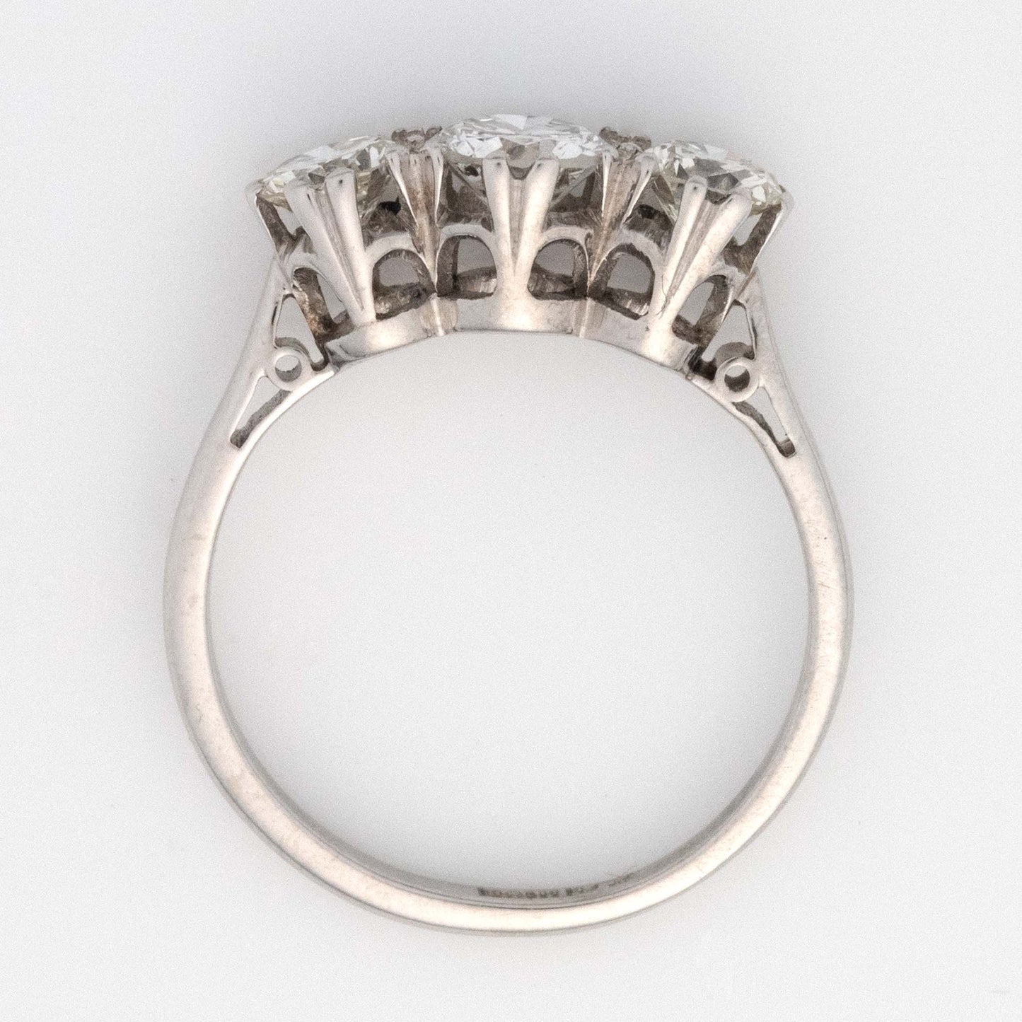Art Deco Platinum 1 carat Diamond Three Stone Ring