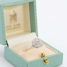 Vintage 18ct White Gold Diamond Cluster Ring