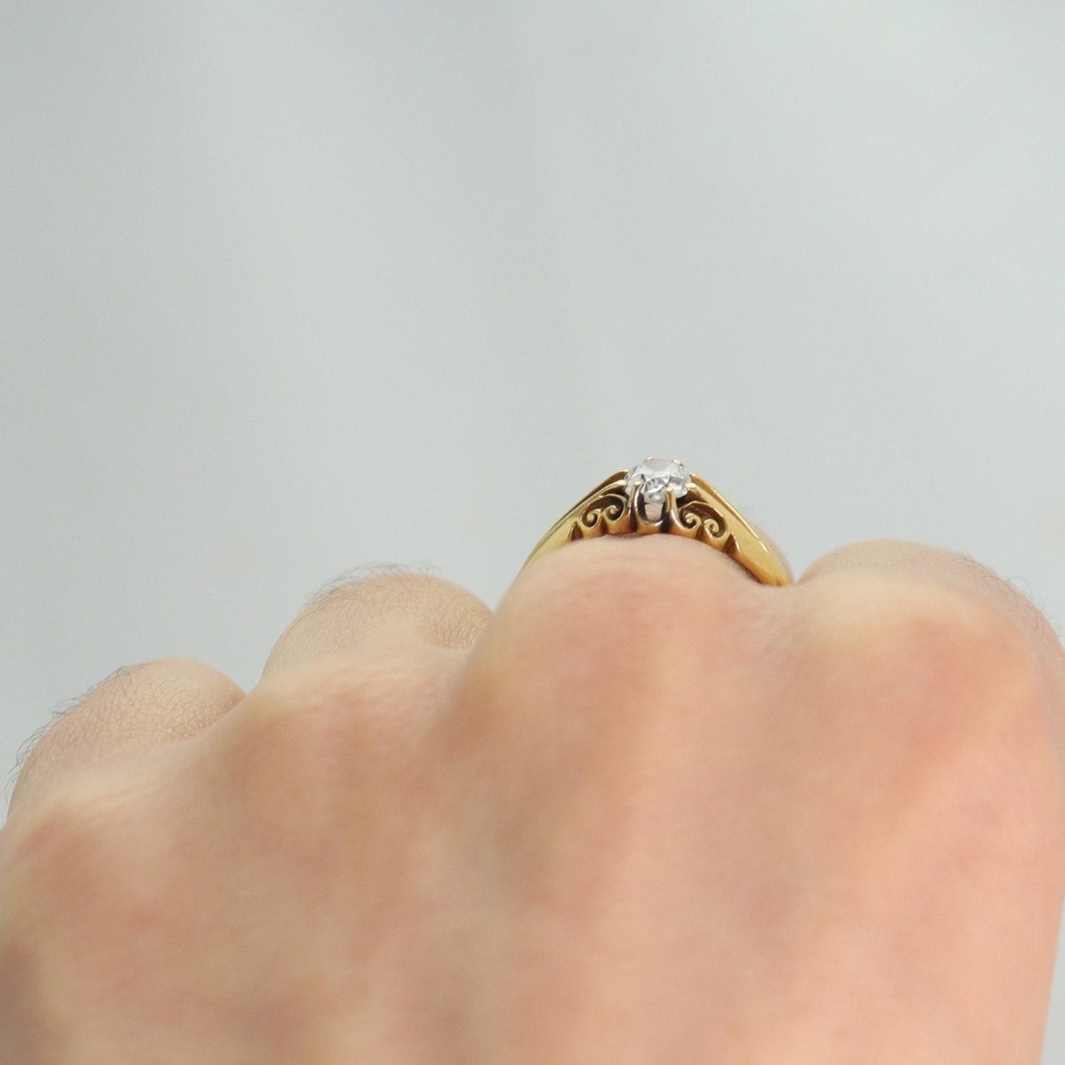 Edwardian 18ct Yellow Gold Diamond Belcher Ring - Friar House