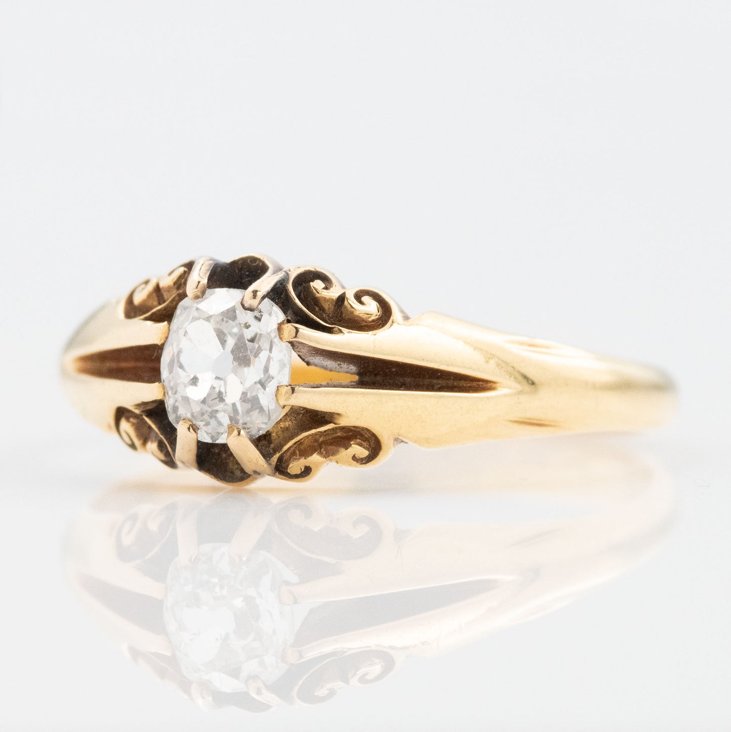 Edwardian 18ct Yellow Gold Diamond Belcher Ring - Friar House Antique Jewellery